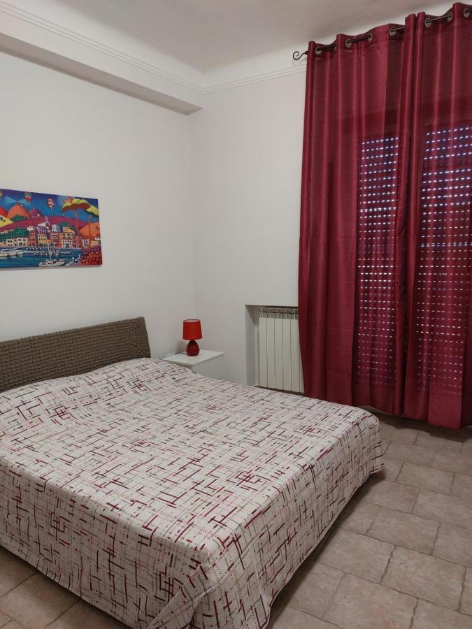 Marina Apartments 塔兰托 外观 照片